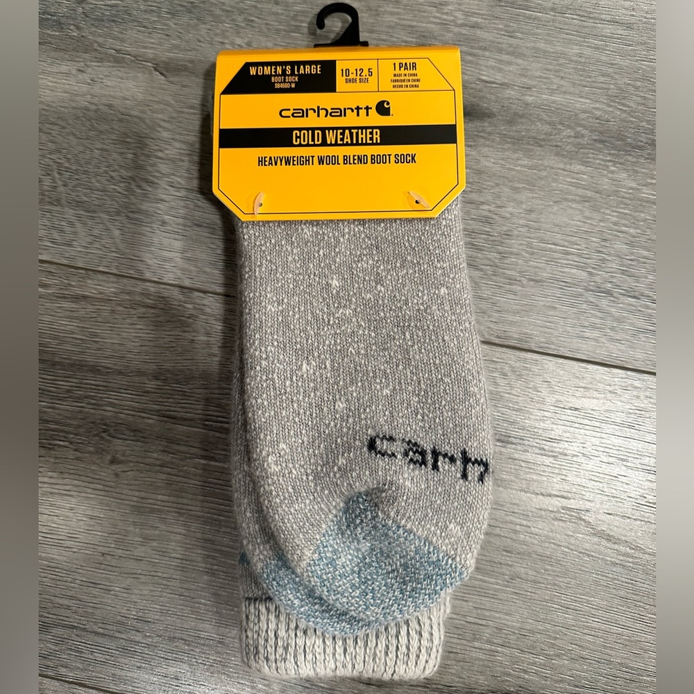 Women’s Carhartt socks size L Shoes size 10-12.5